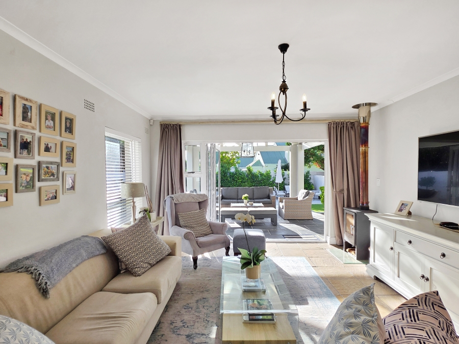 3 Bedroom Property for Sale in Constantia Western Cape